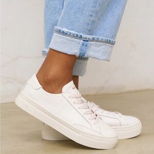 Soludos The Ibiza Platform Sneaker - size  US 7 - white leather
